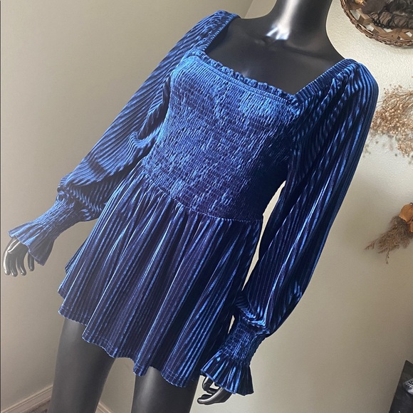 BloomChic Fabulous Blue Velvet Blouse - Picture 5 of 13